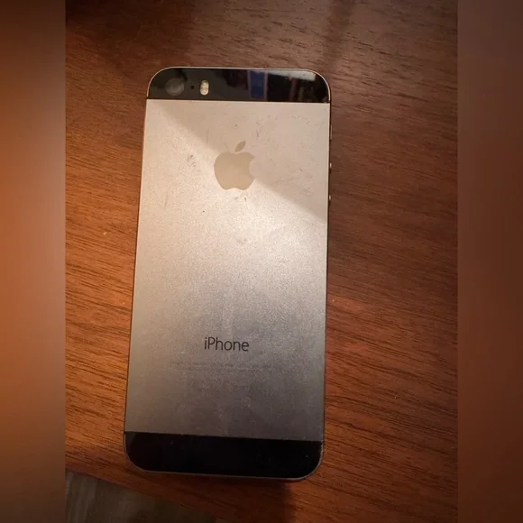 iPhone 6 - Picture 6 of 6